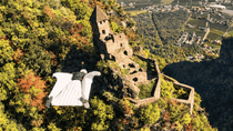 Thumbnail for Insane Wingsuit Flyby of a 1000-Year-Old Castle