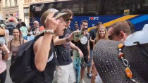 Thumbnail for Man eats kebab in front of animal rights protester in NYC