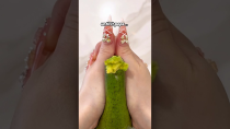 Thumbnail for Hack to remove avocado seed without a knife @makesushi1 #shorts | Guma Art