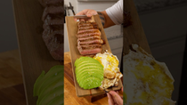Thumbnail for This meal gives you abs (the internet guarantee 👍🏼) lol | Ian Fujimoto
