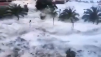 Thumbnail for Massive waves slamming coast in Sochi, Russia due to 'severe' Storm Bettina.