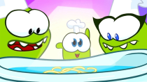Thumbnail for Om Nom Stories 🟢 DINOSAUR MEAL 🟢 Cartoon For Kids Super Toons TV | Super Toons TV