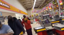 Thumbnail for South Africa - armed security surrounds huge store, commands looters to leave and looters comply [2021/July]