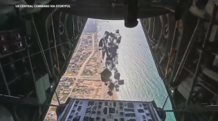 Thumbnail for US Forces Drop More Humanitarian Aid in Gaza | ABC 7 Chicago