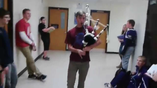 Thumbnail for Star Wars Theme on Bagpipes | Guardian Zenon