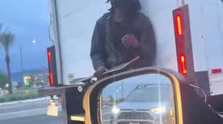 Thumbnail for Rape ape bares it’s teeth, then hurts itself 