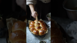 Thumbnail for Buttermilk Dinner Roll😋 #food #thanksgiving | Turkuaz Kitchen