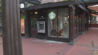 Thumbnail for Pro-Palestinian protesters march in downtown Portland, break windows at Pioneer Courthouse Square | KGW News