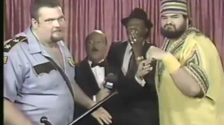 Thumbnail for Hulk Hogan & Randy Savage take on the Twin Towers (1989)