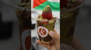 Thumbnail for Let's Try a Dubai Chocolate Covered Strawberry | GoldenGully