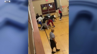 Thumbnail for Young basketball players beat up referee at DeKalb County church | FOX 5 Atlanta