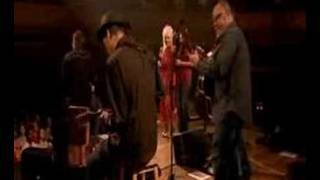 Thumbnail for Norah Jones & Dolly Parton - Creepin' in | Julie Littlewing