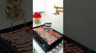 Thumbnail for Make Sunday breakfast on the cooktop with me 😋🥓🥞🍳 #stovetopgriddle #cookingvideos #blackstone | Hanging With The Hennings