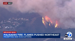 Thumbnail for Palisades Fire moves dangerously close to homes in Brentwood | ABC7