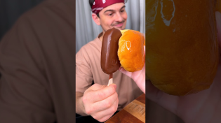 Thumbnail for How to make CHOCOLATE ICE CREAM sandwich with your brother☺️❤️🍦 | CHEFKOUDY