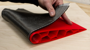 Thumbnail for Van 3D print naar Carbon onderdeel! | The Practical Engineer