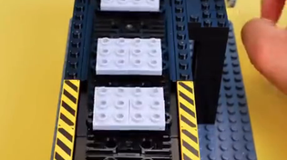 Thumbnail for Automatic head chopper