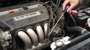 Thumbnail for How to Bleed Air After Coolant Replacement Honda Accord | Genius Asian