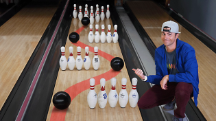 Thumbnail for World's First Automatic Strike Bowling Ball | Mark Rober